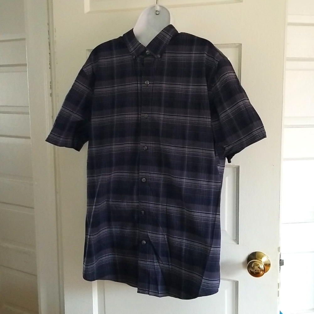 Mens Van Heusen blue plaid short sleeve button down shirt sz Large